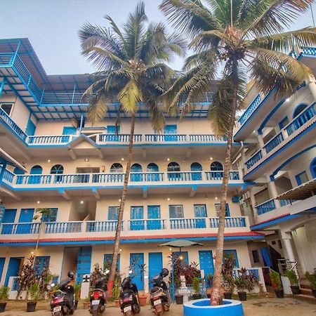 Mandrem Retreat Beach Resort Old Goa Bagian luar foto
