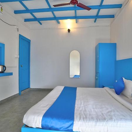 Mandrem Retreat Beach Resort Old Goa Bagian luar foto