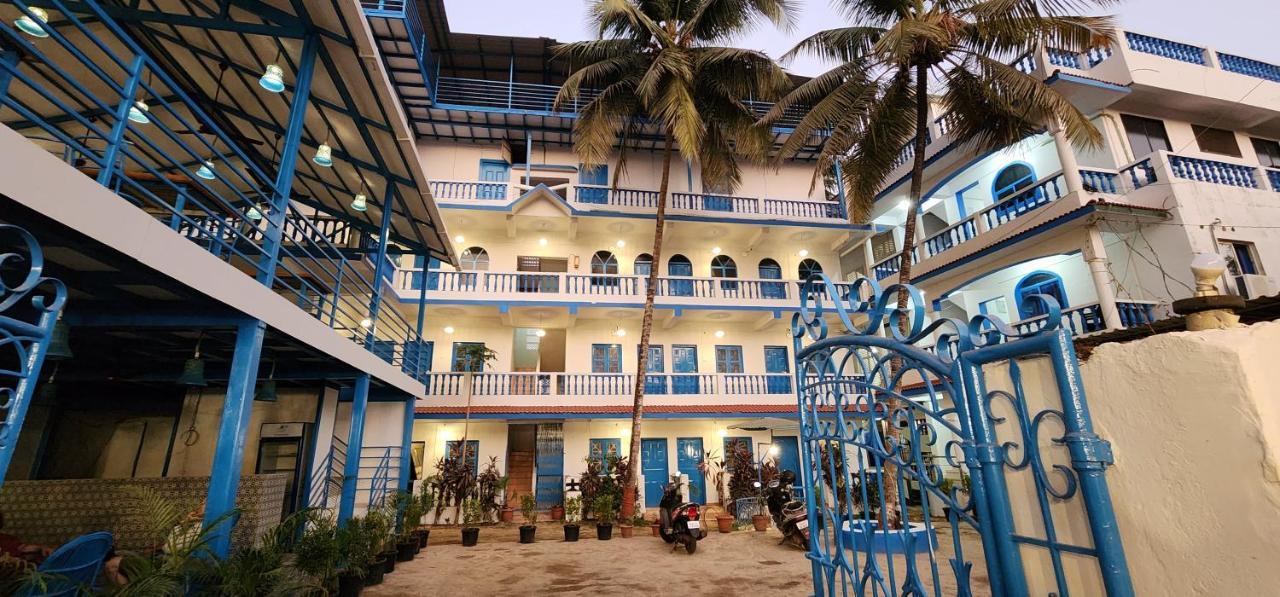 Mandrem Retreat Beach Resort Old Goa Bagian luar foto