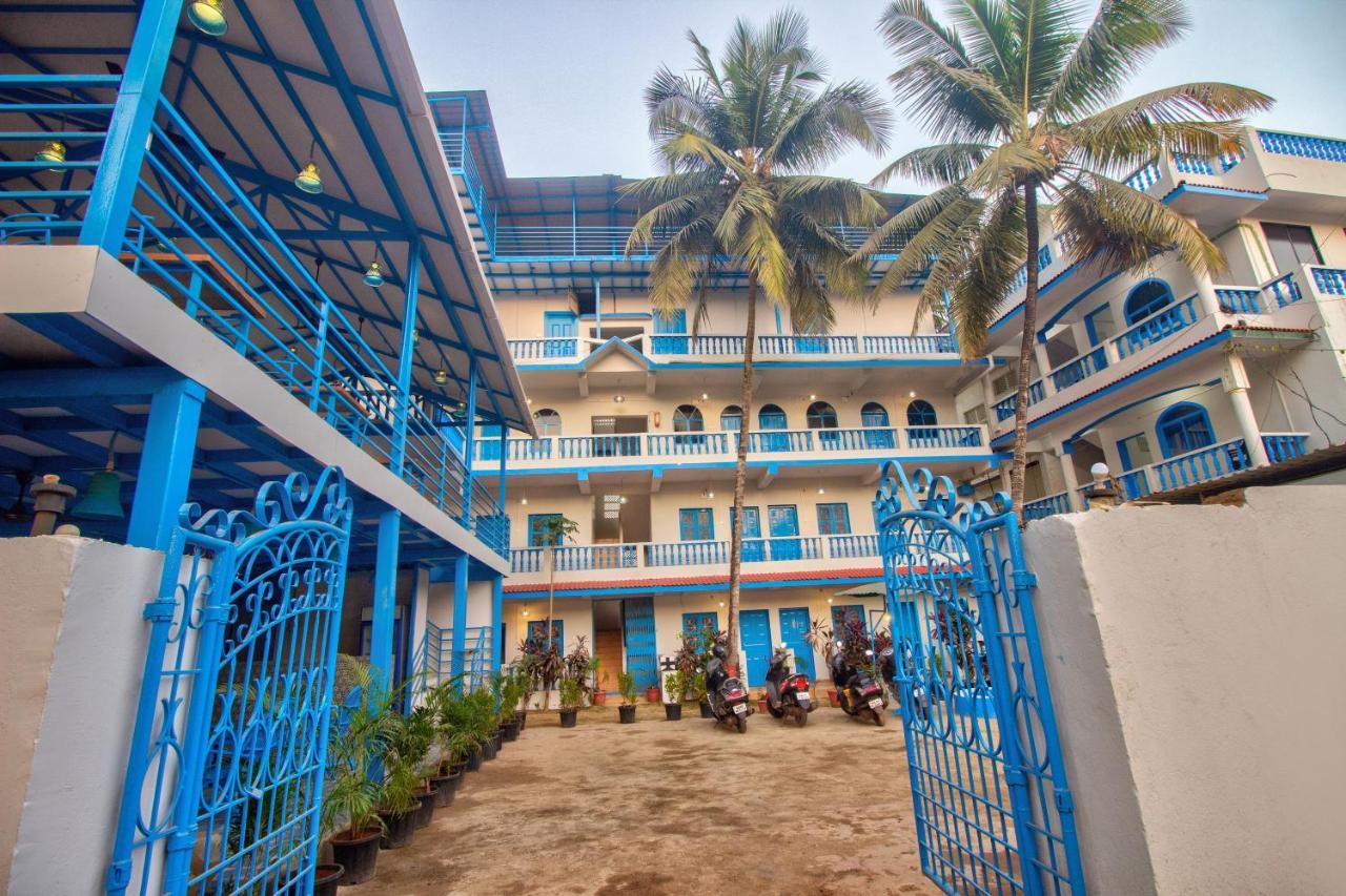 Mandrem Retreat Beach Resort Old Goa Bagian luar foto