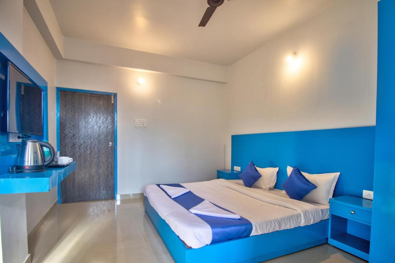 Mandrem Retreat Beach Resort Old Goa Bagian luar foto