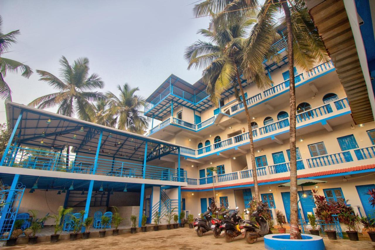 Mandrem Retreat Beach Resort Old Goa Bagian luar foto