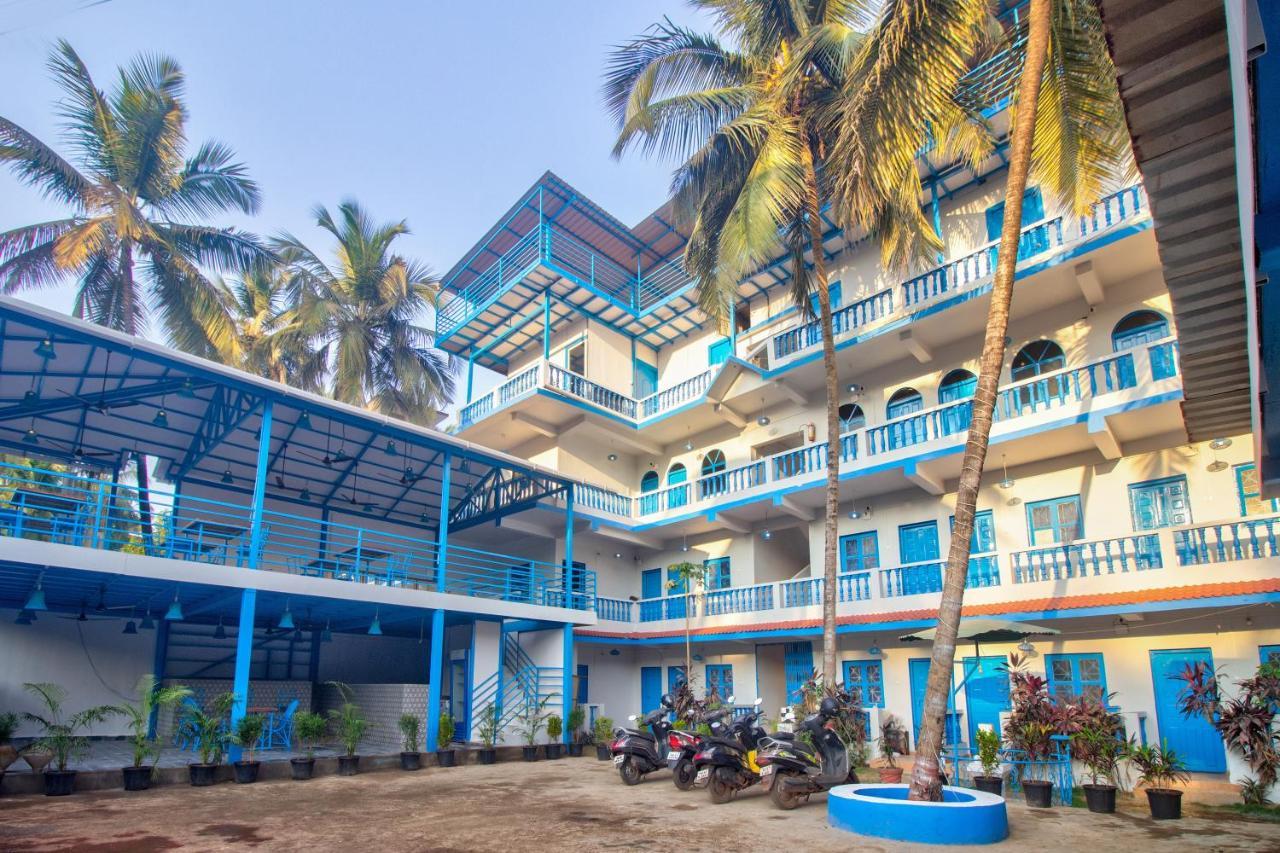 Mandrem Retreat Beach Resort Old Goa Bagian luar foto