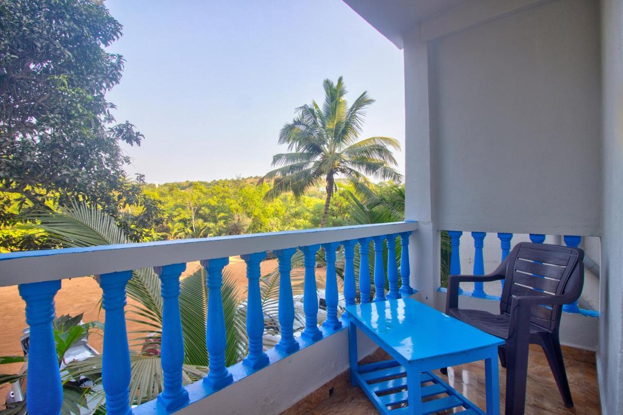 Mandrem Retreat Beach Resort Old Goa Bagian luar foto