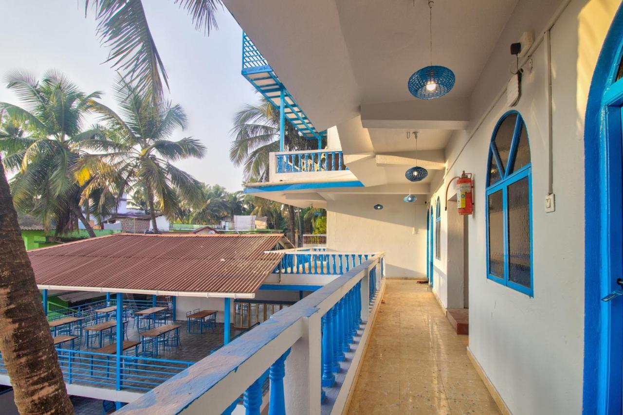 Mandrem Retreat Beach Resort Old Goa Bagian luar foto