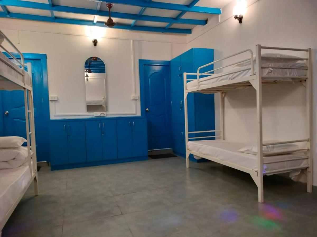 Mandrem Retreat Beach Resort Old Goa Bagian luar foto