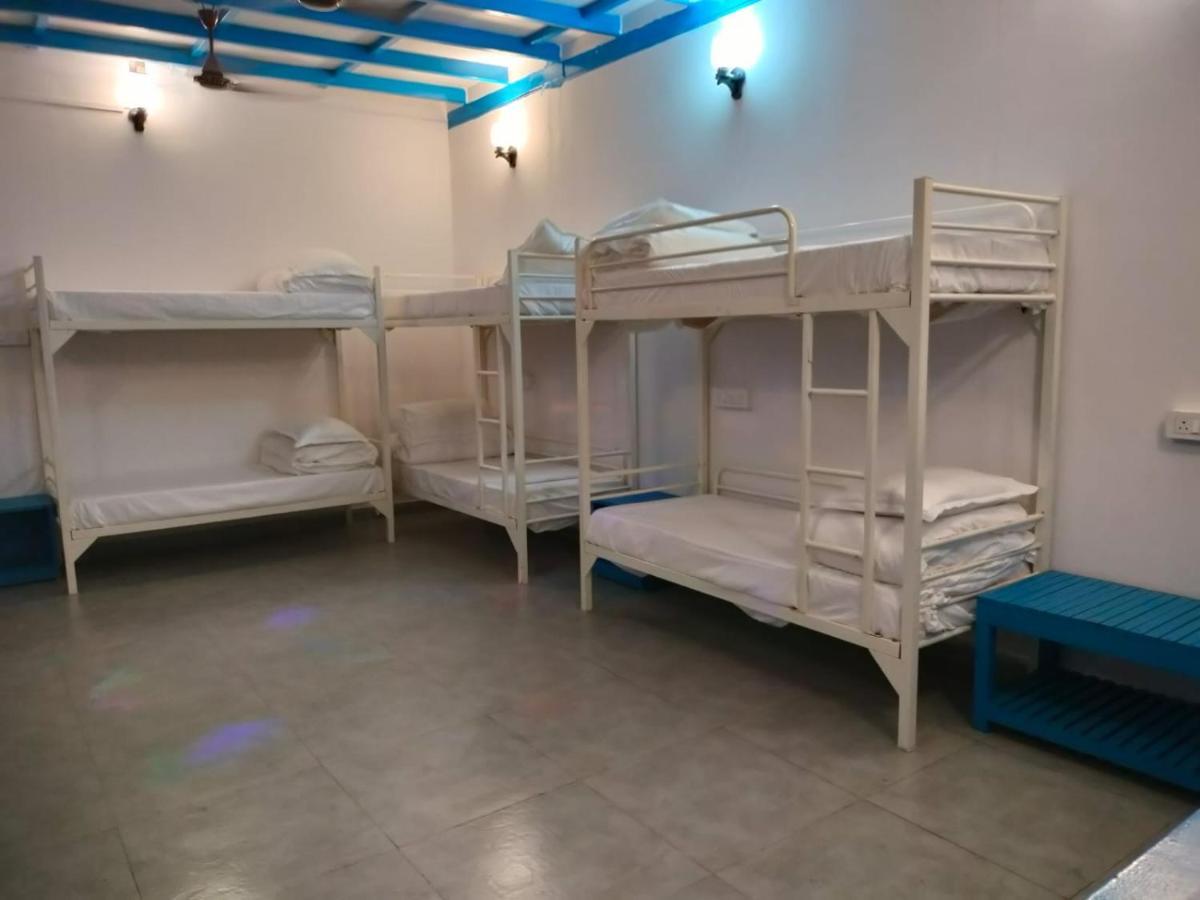 Mandrem Retreat Beach Resort Old Goa Bagian luar foto